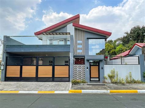 Luxury House and Lot For Sale in Doña Carmen Heights, .